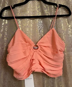 Abercrombie & Fitch Ruched Coral Pink O Ring‎ Cropped Top Small NWT thumbnail 1