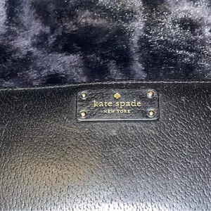 Kate spade wallet thumbnail 2