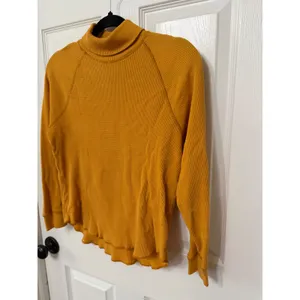 Everlane‎ Organic Cotton Waffle Knit Turtleneck Mustard Yellow Raglan Top Medium thumbnail 3