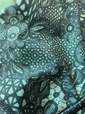 Lululemon size 2 Women's Teal Printed Racerback Sports Bra thumbnail 3