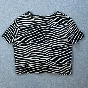 H&M Zebra Print Knotted Cropped Tee Shirt Womens Medium Short Sleeve Black/Beige thumbnail 7