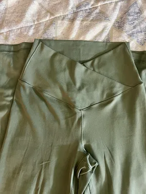 Aerie Crossover Flare Leggings thumbnail 2