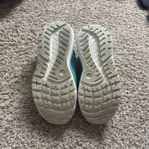 Brooks Running Shoes Women’s thumbnail 4