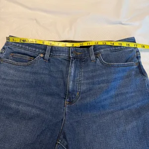 Lands’ End Denim Jeans Women’s Size 16 Inseam 31” Rise 11” thumbnail 8