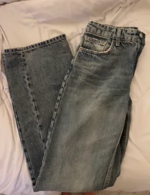 jeans thumbnail 2