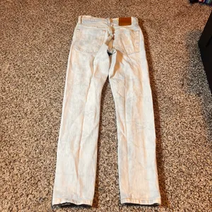 Levi's Premium 501S Jeans Bleach Wash‎ Denim Button Fly Womens Size 24 thumbnail 8