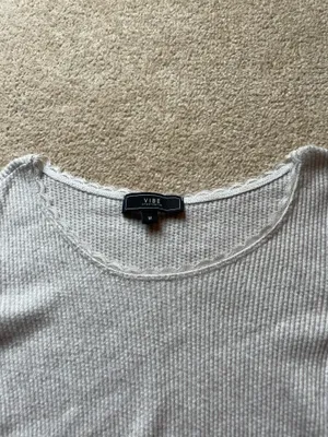 Vibe Sportswear Long Sleeve Crop thumbnail 3