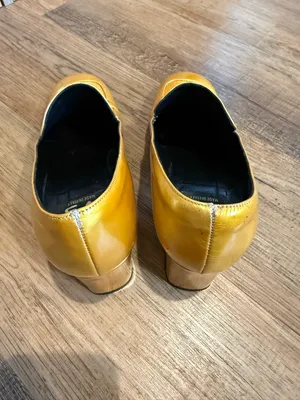 VS Vintage Yellow Patent Leather Chunky Heel Loafers Made in Italy Mod Retro 7 thumbnail 8