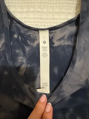 Lululemon tie-dye blue & gray crop top thumbnail 2