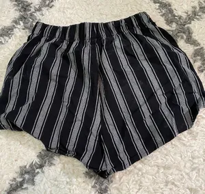Stripe shorts Size L thumbnail 1
