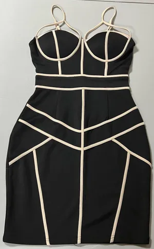 Black Tan Beige Cut-Out Bodycon Dress Size M 🖤✨ thumbnail 1