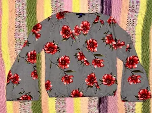 Forever 21 Floral Striped Women's Top Size Small thumbnail 1