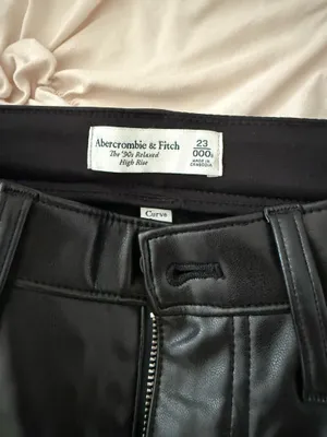 Abercrombie 90s Relaxed Vegan Leather Pants thumbnail 2