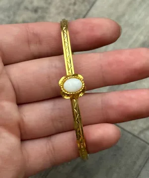 Vintage gold bangle bracelet with stone thumbnail 3