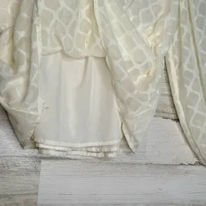 Elizabeth and James Cream Peplum Long Sleeve Peasant Blouse V-Neck Tie‎ Front Sm thumbnail 7
