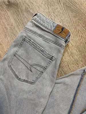 •AMERICAN EAGLE• MOM STRAIGHT JEANS thumbnail 9