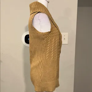 Laurn RALPH LAUREN Women's Sleeveless Cable Knit Buckel Brown Sweater Size Med thumbnail 3