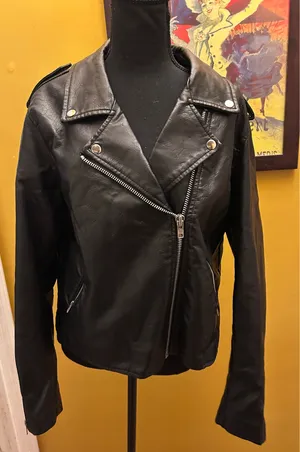 Women’s Juniors No Boundaries Black Faux Leather Motorcycle Jacket Size XL (15-17) thumbnail 1