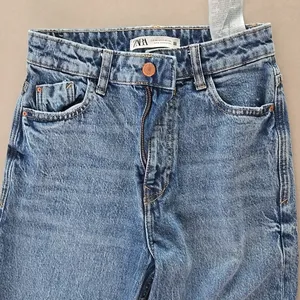 Zara High Rise Blue Denim Size 2 thumbnail 3