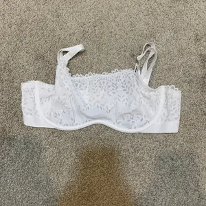 PINK Victoria’s Secret large Wink unlined lace scoop bra BC 3417 thumbnail 5
