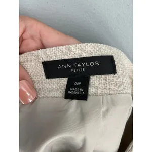 Ann Taylor Petite Mini Skirt Beige Textured Side Button A-Line Size 00P XXS thumbnail 4