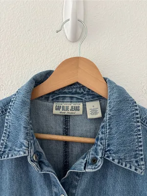 Vintage Gap Blue Jeans short-sleeve denim snap shirt with twin chest pockets thumbnail 2