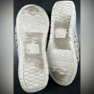 Muklucks Women’s Size 9 Beige Polka Dot Striped Boardwalk Stepping Out Sneakers thumbnail 7