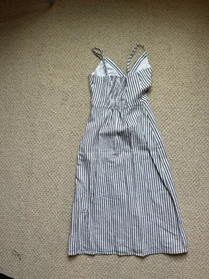 Abercrombie Dress with Thin Straps and Stripe XS thumbnail 2