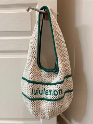 LULULEMON  OS thumbnail 3