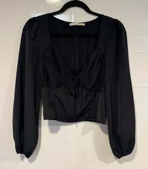 Abercrombie‎ and Fitch black corset puff sleeve crop top thumbnail 1