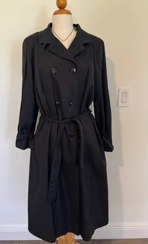 Trench Coat Size M thumbnail 1