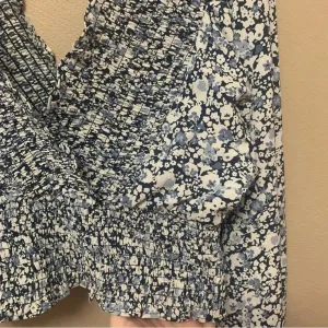 Abercrombie & Fitch Smocked Long Sleeve Blouse Size Medium NWT New thumbnail 8