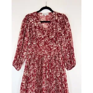 En Saison Womens Dress Red Maxi V Neck Floral Puff Sleeve Pleated Fairycore XS thumbnail 7