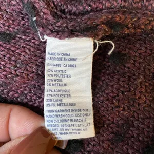 American Eagle Outfitters Sweater thumbnail 3