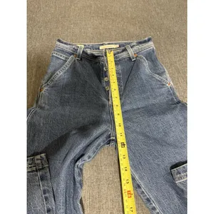 Levi's Premium Ribcage Straight Cargo Style Jeans Sz 26 thumbnail 7