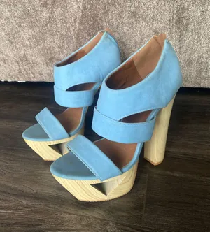 Baby Blue Heels Size 7.5 thumbnail 1