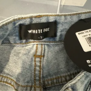 White Fox Denim Wash Jeans thumbnail 7