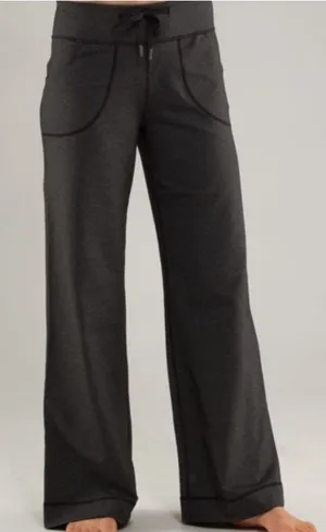 Lululemon Athletica Still Wide Leg Drawstring Charcoal Gray Pants Size 2 thumbnail 1