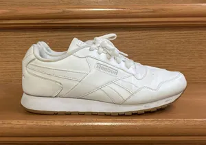 Reebok Classic White 90s Style Casual Shoes with Tan Bottoms thumbnail 1