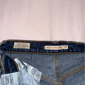 Levi’s High-Rise Jeans thumbnail 3