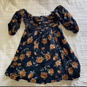 Abercrombie The Emerson Linen-Blend Puff Sleeve Mini Dress thumbnail 7