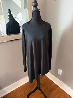 Lululemon To The Point Asymmetrical Black Long Sleeve Yoga Athletic Top XL thumbnail 2