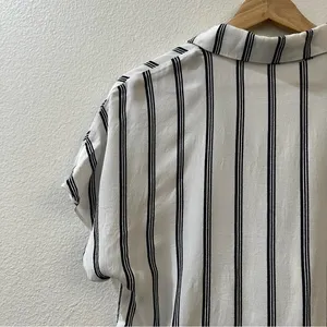 Aritzia Wilfred Navy White Tie Front Blouse‎ Size XS thumbnail 8