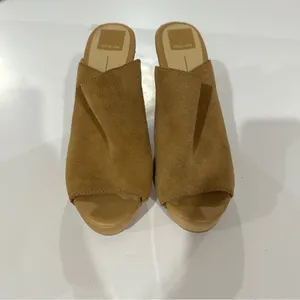 Dolce Vita Tan‎ Suede Fridge Wedge Clog Sandals Size 9 thumbnail 2