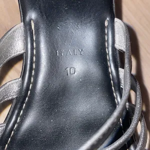 Italian Shoemakers sandals in silver size 10 thumbnail 4