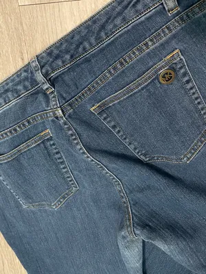 Michael Kors Straight-Leg Jeans in Dark Blue Wash thumbnail 3
