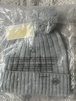 Michael Kors Winter Beanie thumbnail 1