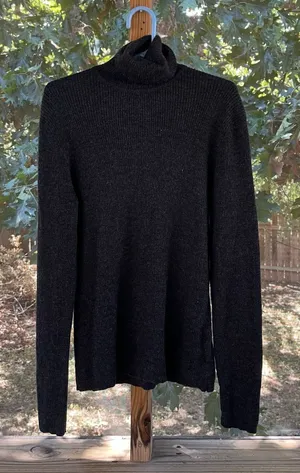 J.Crew Women's Vintage Charcoal Grey 100% Merino Wool Turtleneck Sweater Size M thumbnail 1