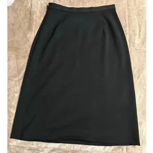 Harold's Wool Straight Skirt Size 8 Black Vintage Office Work Classic Italy thumbnail 2