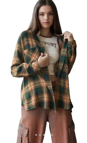Urban Outfitters BDG‎ Brown Green Plaid Button Down Oversized Flannel thumbnail 1